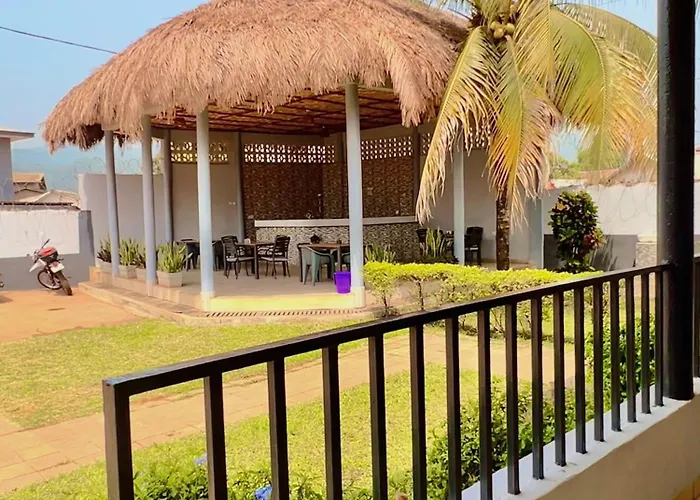 Paloma Guest House